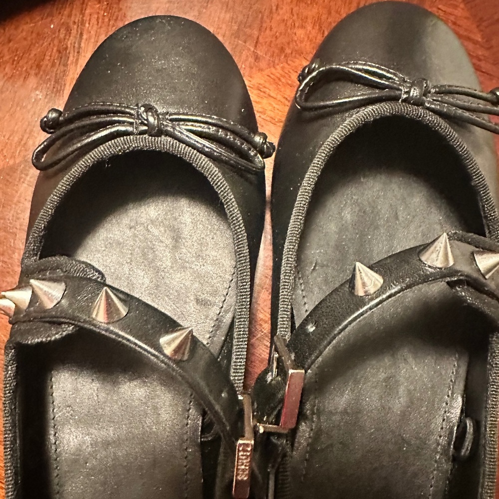 Schutz Black Leather Shoes